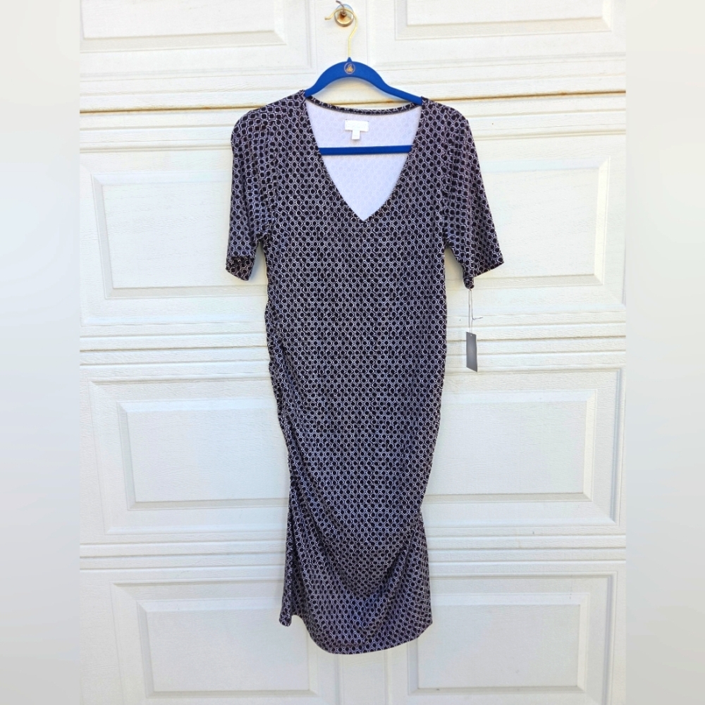 Maternity Black and White Patterned Dress - Picture 1 of 4